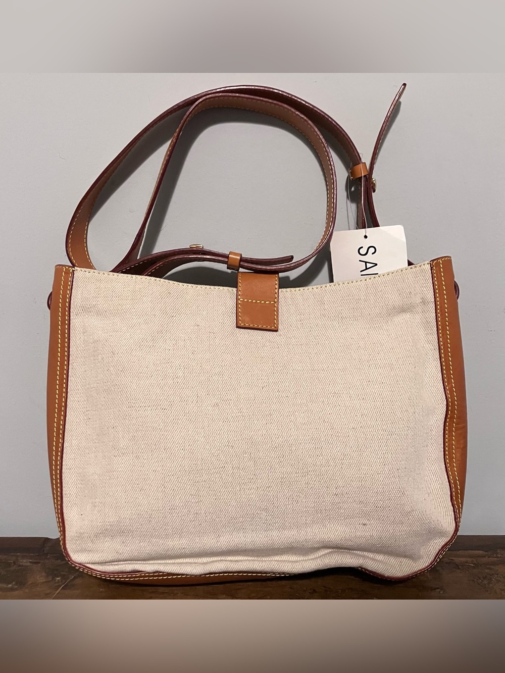 J. McLaughlin canvas and leather shoulder bag - Picture 4 of 12